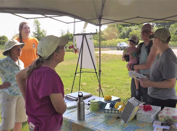 pollinator trek volunteers